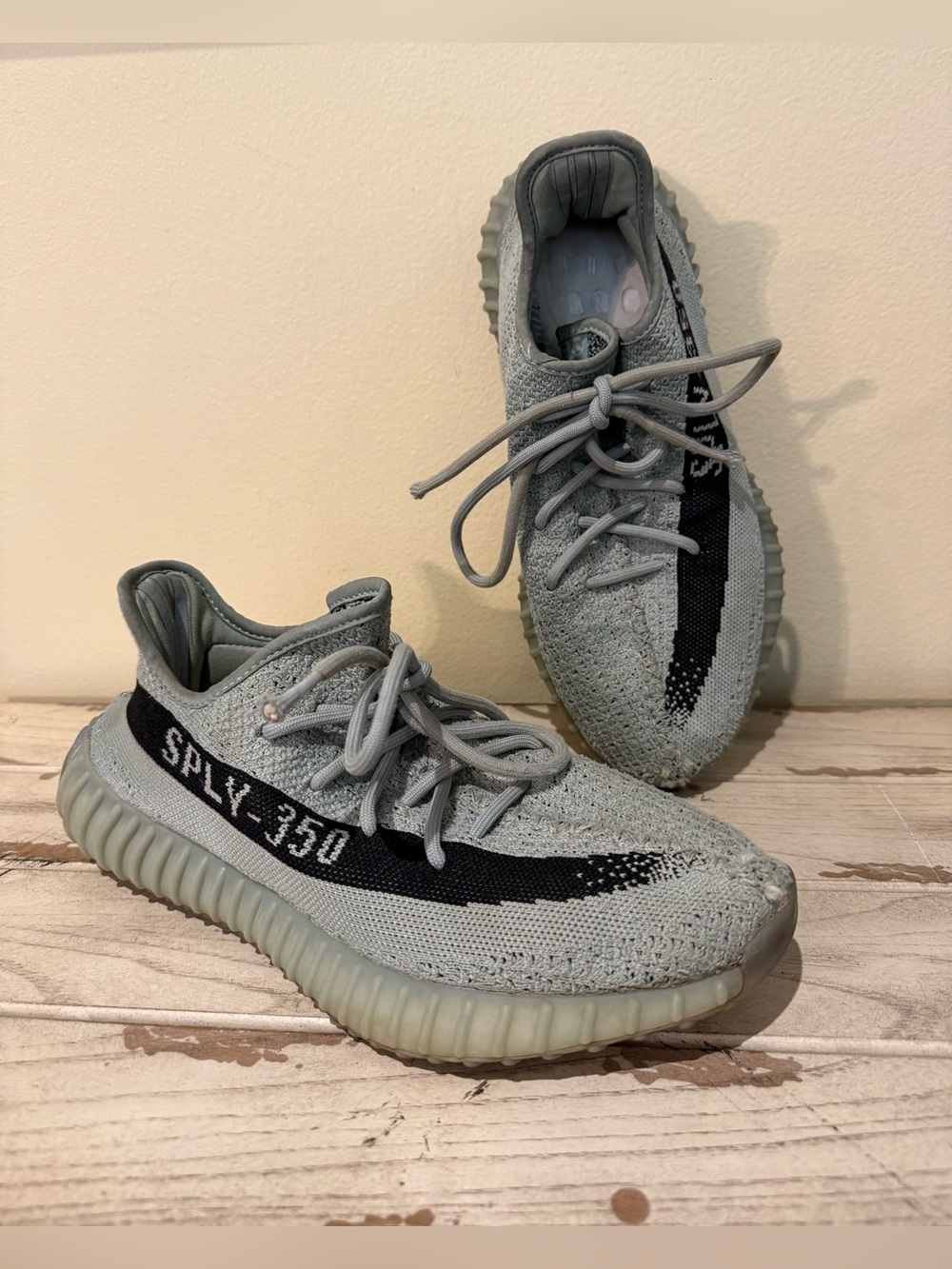 Adidas Yeezy Boost 350 V2 Salt / Core Black Size 8.5